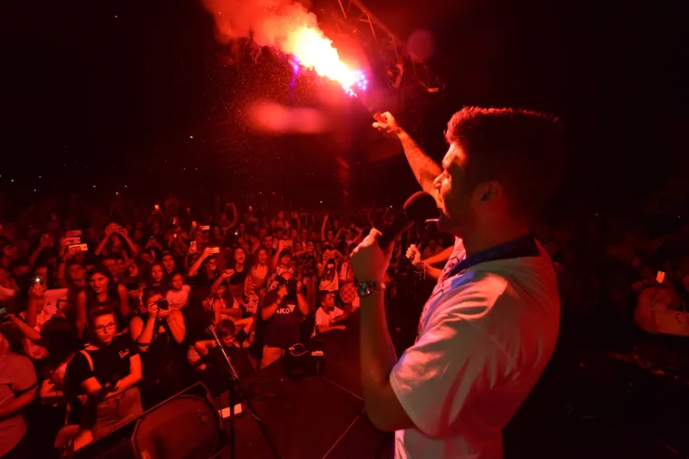 Hrvatska i dalje dočekuje svoje heroje: Pogledajte doček Duje Ćaleta