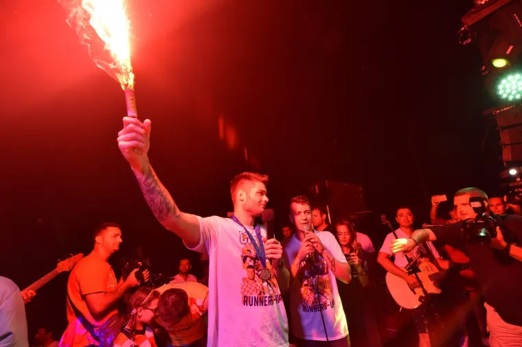 Hrvatska i dalje dočekuje svoje heroje: Pogledajte doček Duje Ćaleta