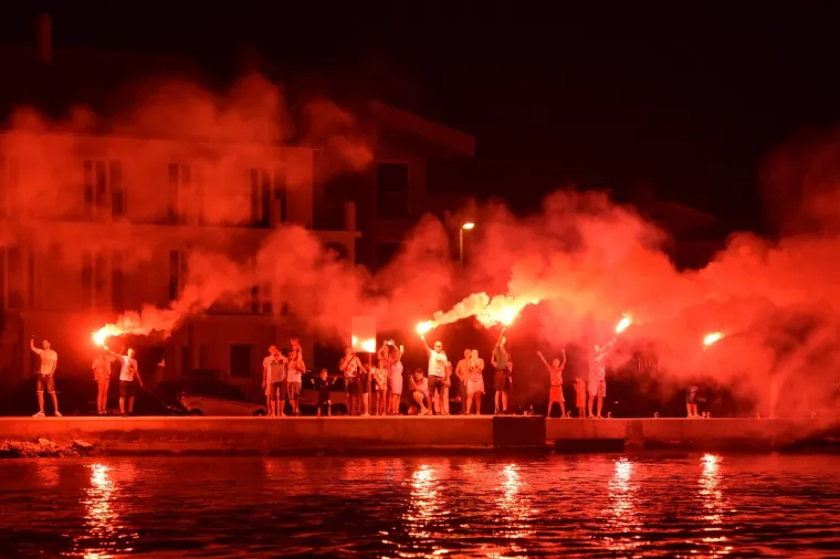 Hrvatska i dalje dočekuje svoje heroje: Pogledajte doček Duje Ćaleta
