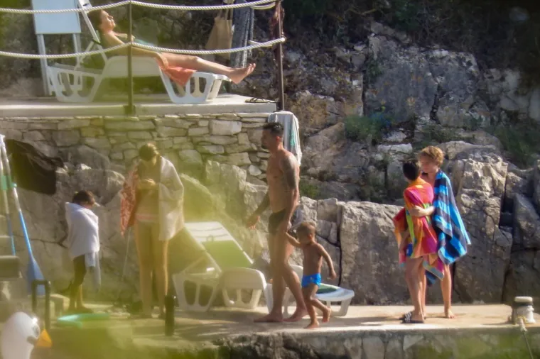 DEJAN LOVREN LJETUJE S POZNATIM GLUMCEM: Pogledajte &scaron;to rade kada se trude biti ozbiljni