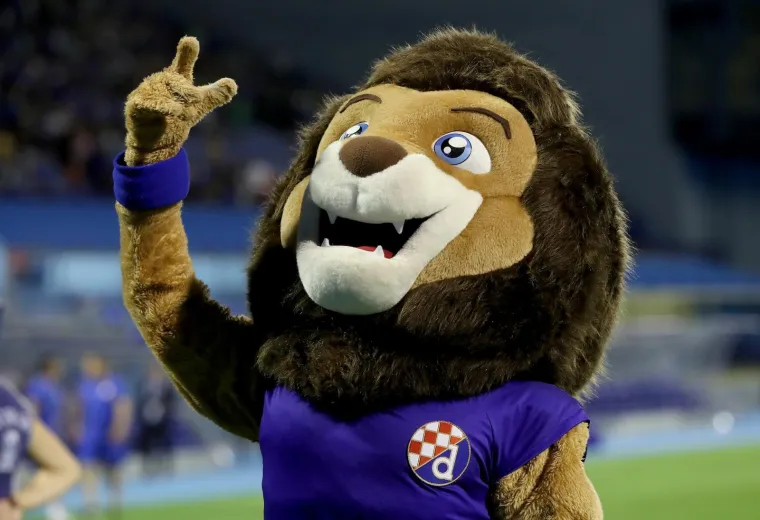 NEVJEROJATNA PLAVA NOĆ NA MAKSIMIRU: Ovako je izgledala velika Dinamova pobjeda nad Hapoelom