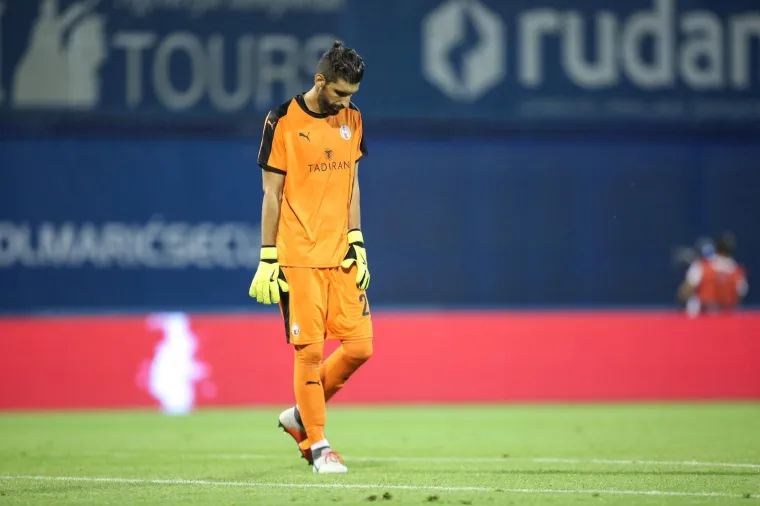 NEVJEROJATNA PLAVA NOĆ NA MAKSIMIRU: Ovako je izgledala velika Dinamova pobjeda nad Hapoelom