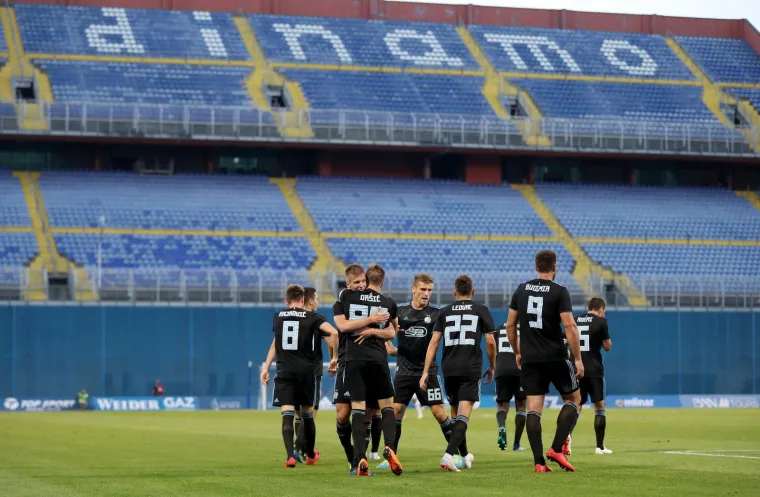 NEVJEROJATNA PLAVA NOĆ NA MAKSIMIRU: Ovako je izgledala velika Dinamova pobjeda nad Hapoelom