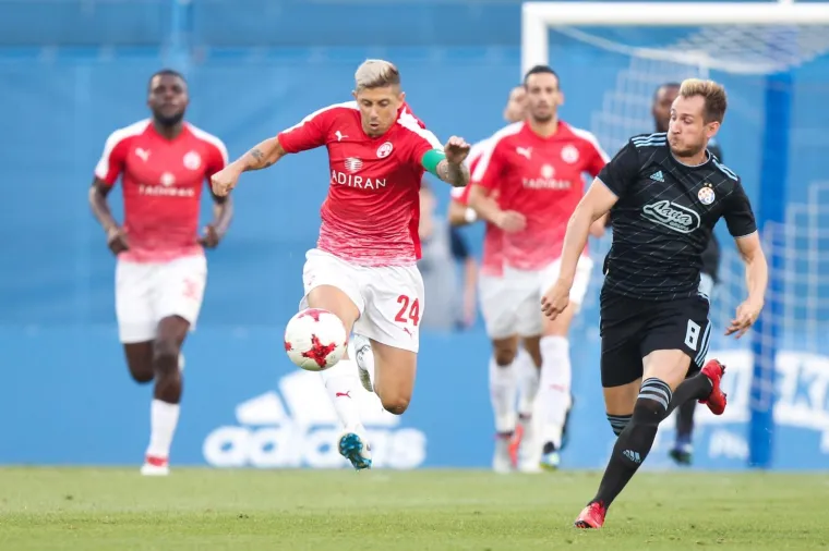 NEVJEROJATNA PLAVA NOĆ NA MAKSIMIRU: Ovako je izgledala velika Dinamova pobjeda nad Hapoelom