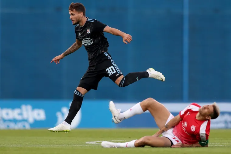 NEVJEROJATNA PLAVA NOĆ NA MAKSIMIRU: Ovako je izgledala velika Dinamova pobjeda nad Hapoelom