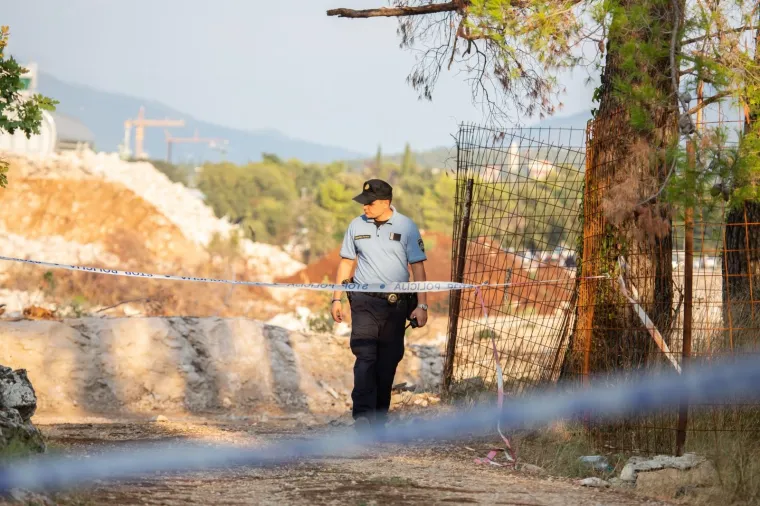 TE&Scaron;KA NESREĆA U DUBROVNIKU: Tri osobe ozlijeđene u padu manjeg zrakoplova u zračnoj luci