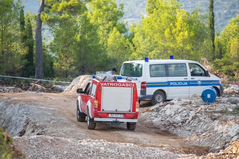 TE&Scaron;KA NESREĆA U DUBROVNIKU: Tri osobe ozlijeđene u padu manjeg zrakoplova u zračnoj luci