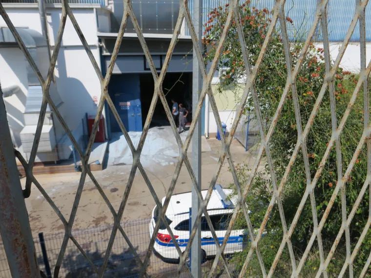 Split: U požaru i eksploziji jedna je osoba ozlijeđena i hitno prebačena u bolnicu