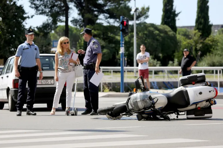 Rijeka: U prometnoj nesreći u centru grada ozlijeđen policajac