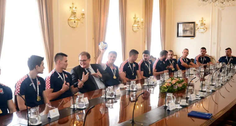 Plenković primio 'Tihe Paklene'