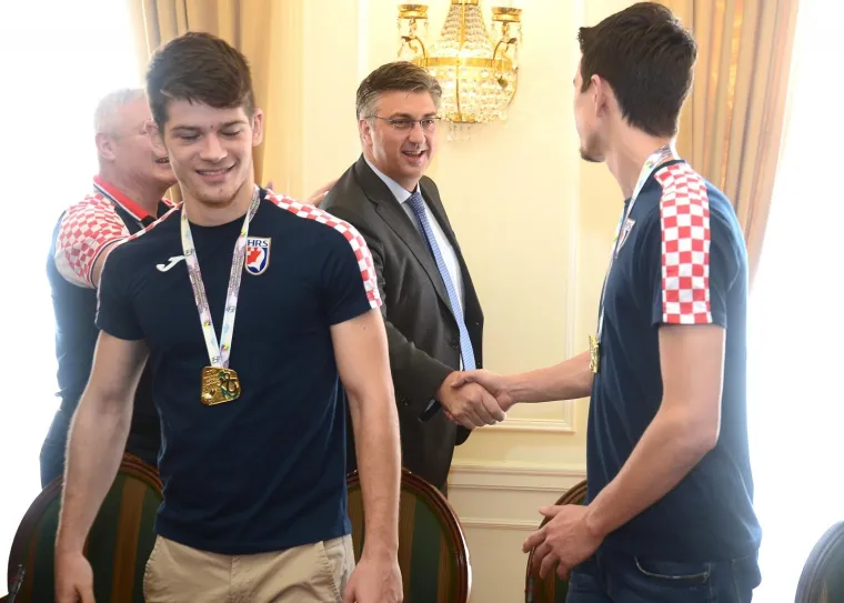 Plenković primio 'Tihe Paklene'