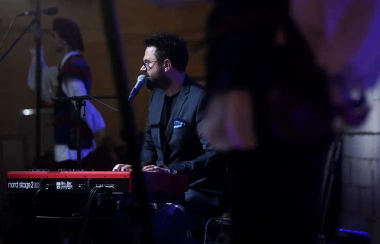 GRA&Scaron;O I DANIJELA SNIMLJENI NA INTIMNOJ VEČERI: Nakon nastupa na Stradunu, pjevač se posvetio svojoj voljenoj