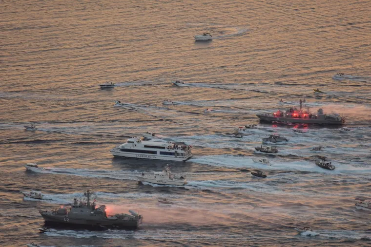 VELIČANSTVENE SNIMKE ISPRAĆAJA: Pogledajte kako je opro&scaron;taj Splićana od Olivera izgledao iz zraka