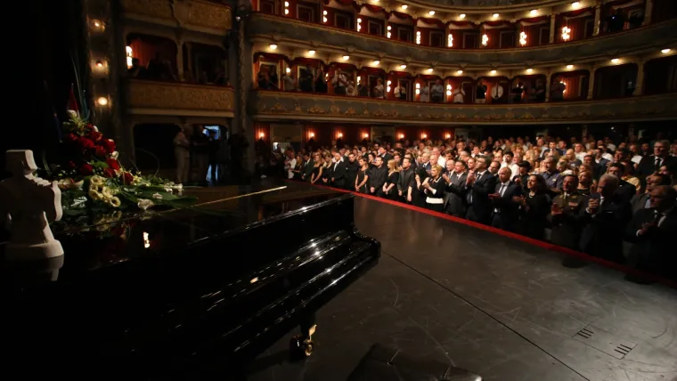 U splitskom Hrvatskom narodnom kazali&scaron;tu održana komemoracija za Olivera Dragojevića