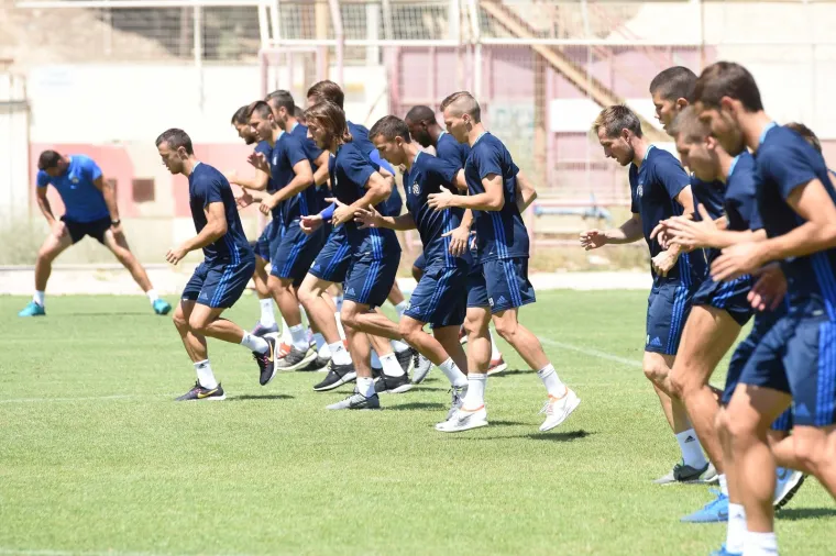 PRILAGODBA NA PUSTINJSKE UVJETE: Dinamovci trenirali i na dan utakmice s Hapoelom; 'Ni&scaron;ta ne prepu&scaron;tamo slučaju'