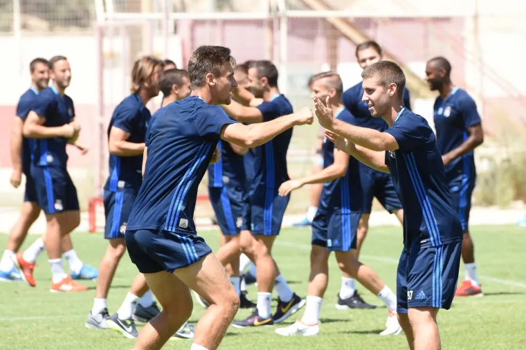 PRILAGODBA NA PUSTINJSKE UVJETE: Dinamovci trenirali i na dan utakmice s Hapoelom; 'Ni&scaron;ta ne prepu&scaron;tamo slučaju'