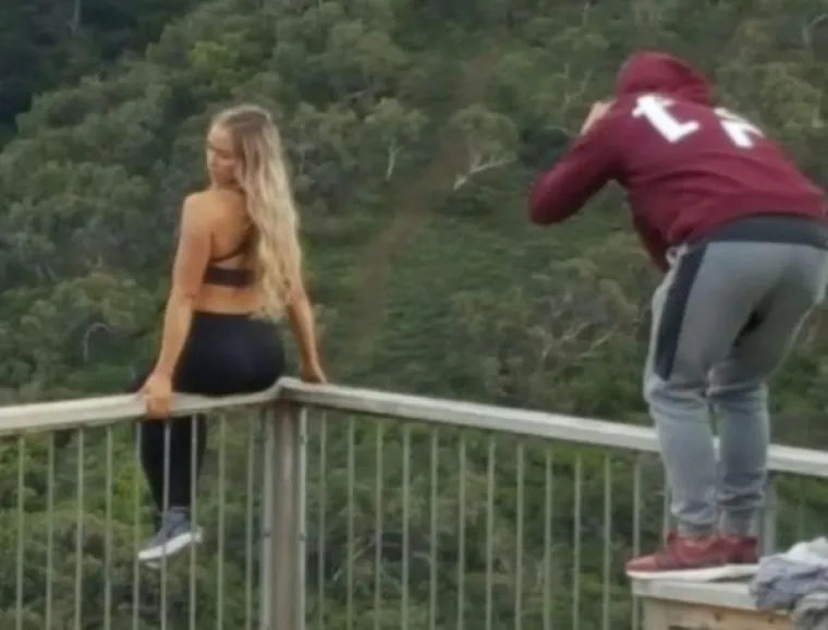 NEOPJEVANI JUNACI DIGITALNOG DOBA: Evo kroz &scaron;to sve ovi dečki prolaze samo kako bi one imale dobru fotku za Instagram