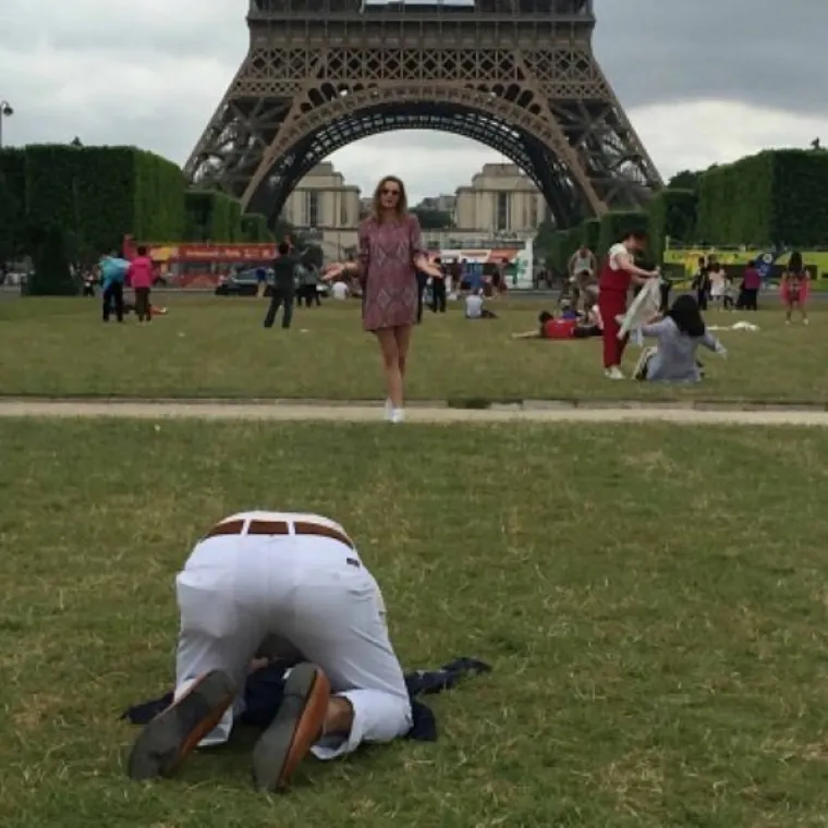 NEOPJEVANI JUNACI DIGITALNOG DOBA: Evo kroz &scaron;to sve ovi dečki prolaze samo kako bi one imale dobru fotku za Instagram