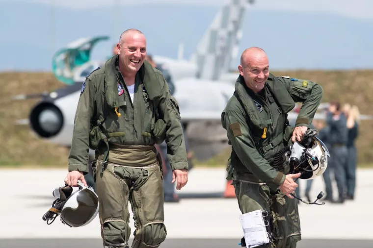 ODLIČNA VOJNA SURADNJA: Zajednički let hrvatskog i izraelskog pilota na avionu MiG-21