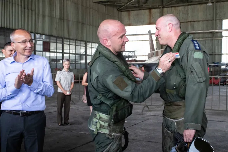 ODLIČNA VOJNA SURADNJA: Zajednički let hrvatskog i izraelskog pilota na avionu MiG-21