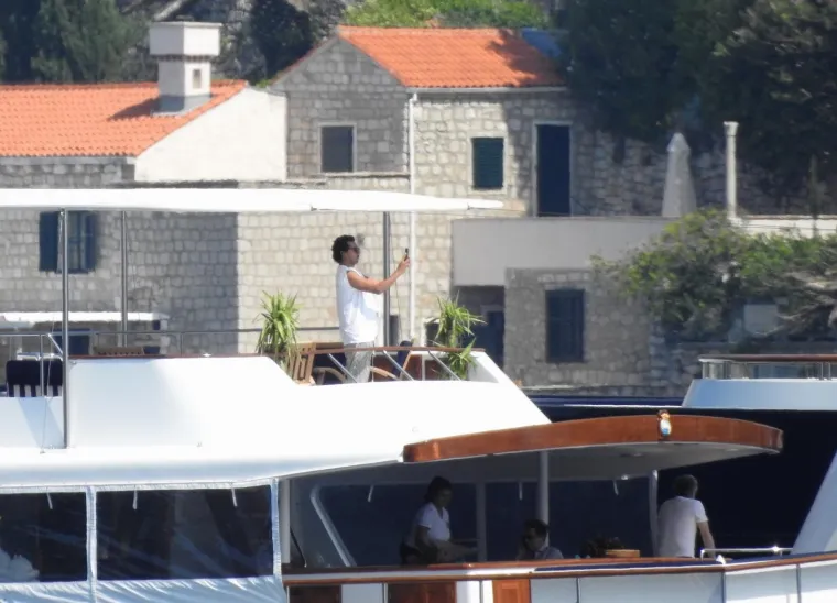 Jahta Atlantic Goose s kojom slavno dru&scaron;tvo plovi Jadranom trenutno je u Dubrovniku.