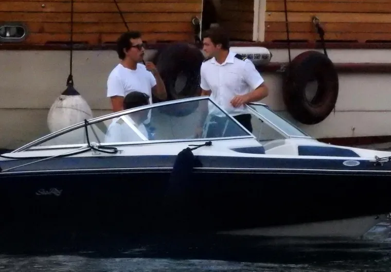 JAHTA NA KOJOJ JE NAOMI CAMPBELL BOGATIJA ZA JEDNU POZNATU FACU: Evo tko se pridružio slavnom dru&scaron;tvu