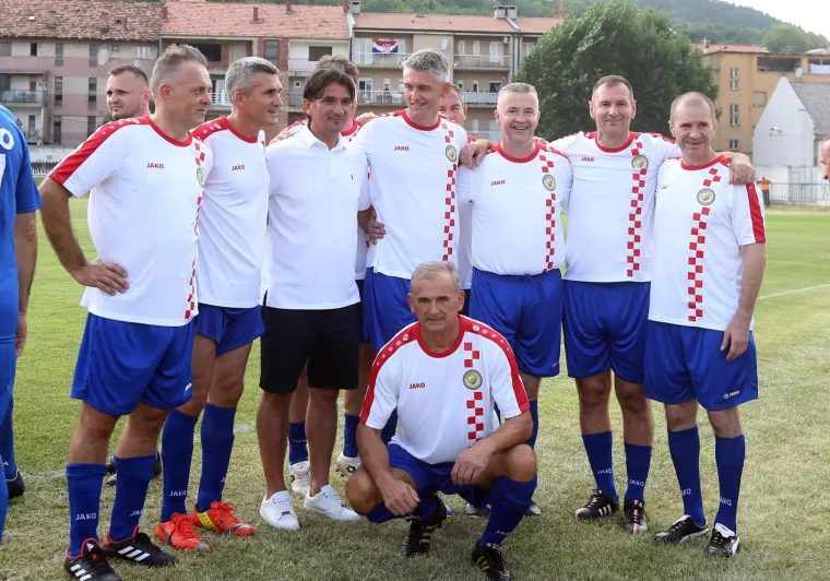 ZLATKO DALIĆ NA PROSLAVI OLUJE U KNINU: Tvorac povijesnog uspjeha i miljenik nacije zapalio mno&scaron;tvo