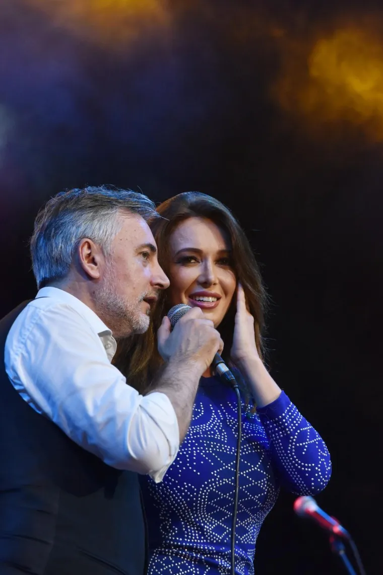 Za kraj Dana pobjede i obljetnice Oluje u Kninu nastupili Miroslav &Scaron;koro i Lidija Bačić