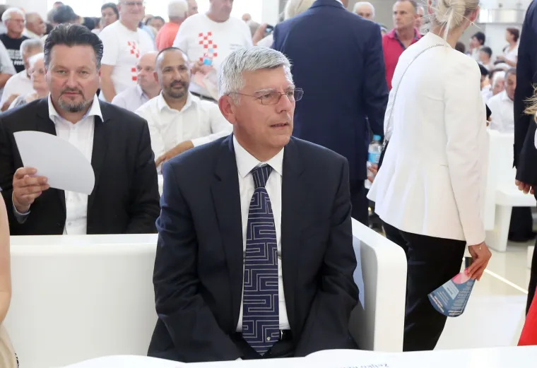 Misa za Domovinu održala se u crkvi Gospe Velikog Hrvatskog Krsnog Zavjeta u Kninu