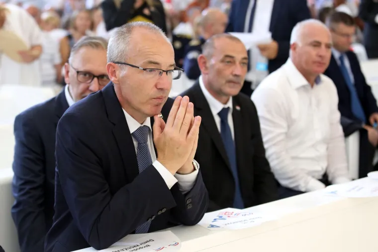 Misa za Domovinu održala se u crkvi Gospe Velikog Hrvatskog Krsnog Zavjeta u Kninu