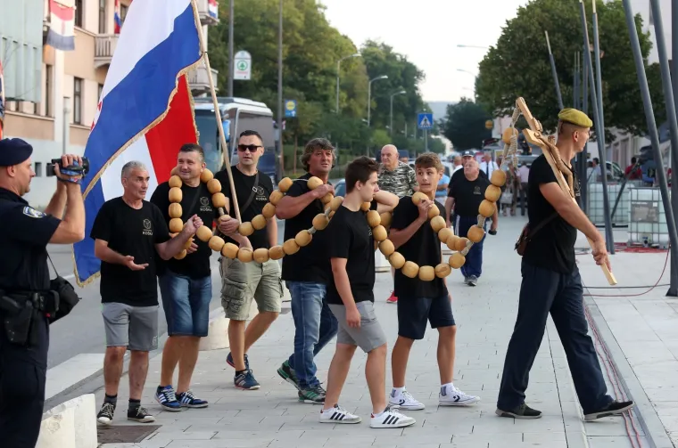23. GODI&Scaron;NJICA OLUJE: Pogledajte kako je to danas izgledalo u Kninu