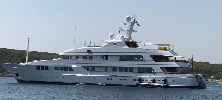 Luksuzna jahta Tommyja Hilfigera ponovno se, ba&scaron; kao i pro&scaron;le godine, nalazi u Hrvatskoj
