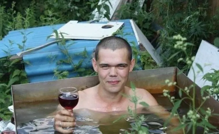 Kad se nema, snađe se: Iako ne idu na more, ovi Slaveni se na različite načine poku&scaron;avaju rashladiti