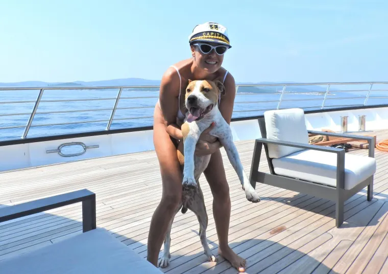 EVO KAKO DANAS IZGLEDA BIVŠA VODITELJICA 'GOLIH VIJESTI': Atraktivna Splićanka i dalje privlači poglede gdje god se pojavi