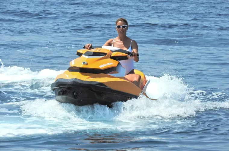 EVO KAKO DANAS IZGLEDA BIV&Scaron;A VODITELJICA 'GOLIH VIJESTI': Atraktivna Splićanka i dalje privlači poglede gdje god se pojavi