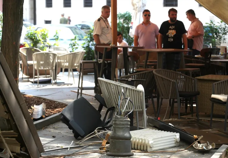 Automobilom se zaletio u pje&scaron;ačku zonu i uni&scaron;tio za&scaron;titarsku kućicu u Martićevoj