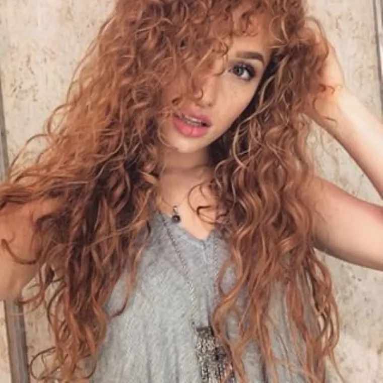 TOLIKO SEKSI DA IM I KOSA IMA OBLINE: Jedva dočekale ljeto da mogu barem odjeću skinuti