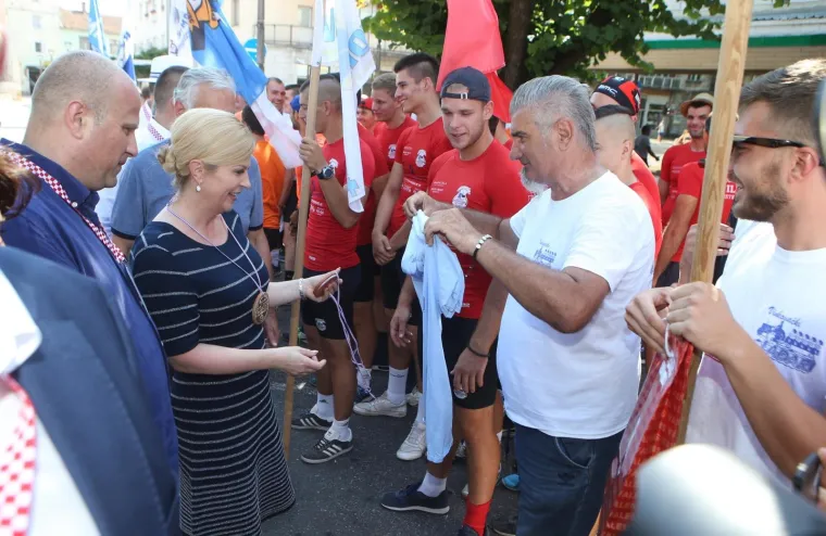 Počeo 21. maraton lađa, predsjednica: 'Želim da danas svi imaju srce vatreno'