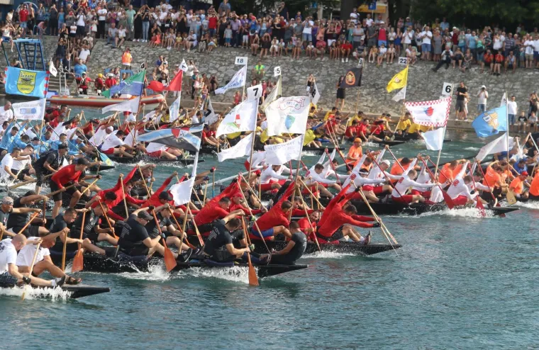 21. Maraton lađa održava se na rijeci Neretvi