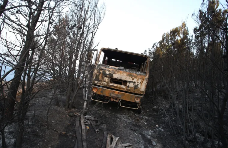 Vatrogasci probdjeli cijelu noć na požari&scaron;tu kod Lokve Rogoznice