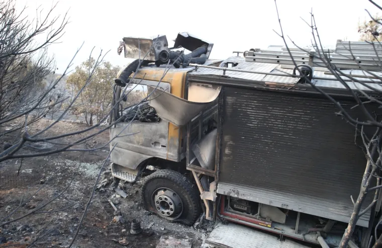 Vatrogasci probdjeli cijelu noć na požari&scaron;tu kod Lokve Rogoznice