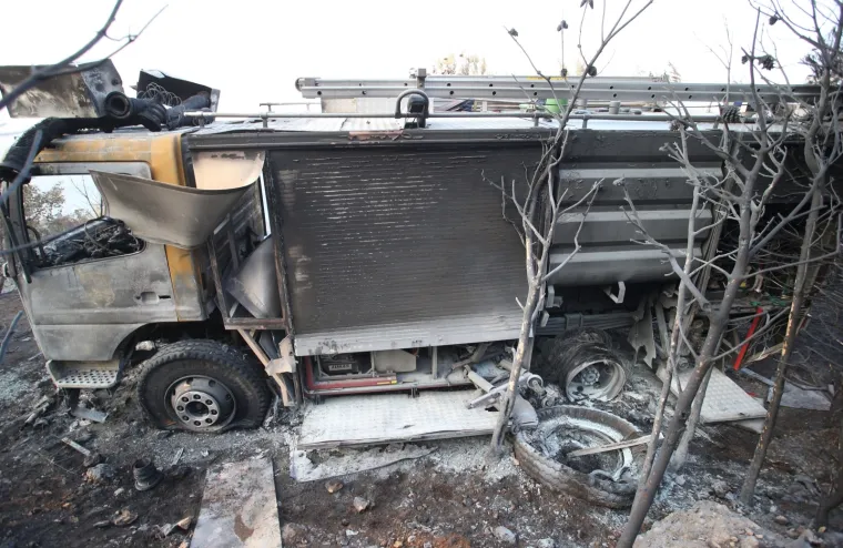 Vatrogasci probdjeli cijelu noć na požari&scaron;tu kod Lokve Rogoznice