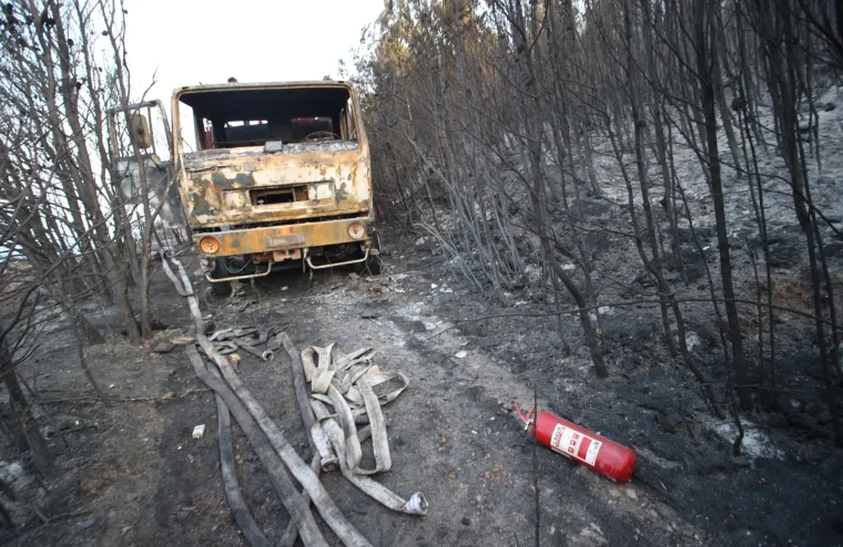 Vatrogasci probdjeli cijelu noć na požari&scaron;tu kod Lokve Rogoznice