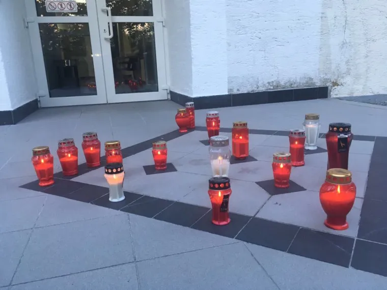 'Koliko ko&scaron;ta jedan život?' Pred poglavarstvom u Zapre&scaron;iću okupilo se oko 200-tinjak ljudi