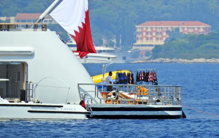KATARSKI &Scaron;EIK JADRANOM PLOVI U 125 METARA DUGAČKOJ MEGAJAHTI: Pogledajte fotografije trenutno 14. najveće jahte na svijetu