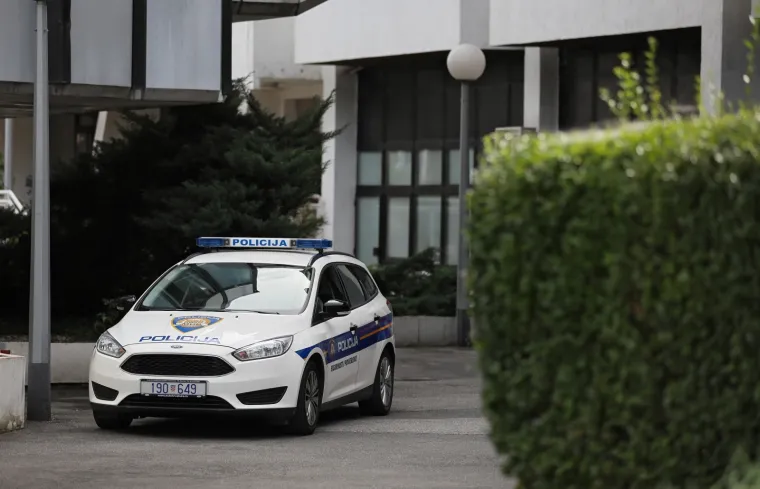 KUJUNDŽIĆEVO MINISTARSTVO ZASULI JAJIMA: 'Koliko vrijedi jedan život u Hrvatskoj?'