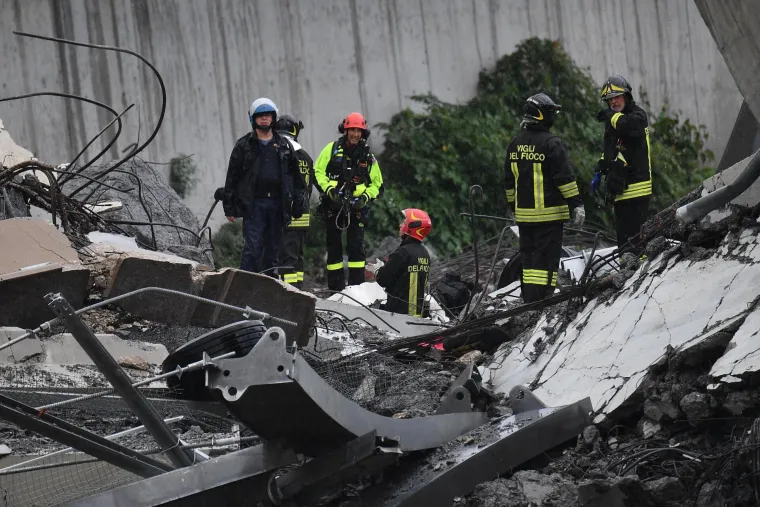 Uru&scaron;io se nadvožnjak u Italiji