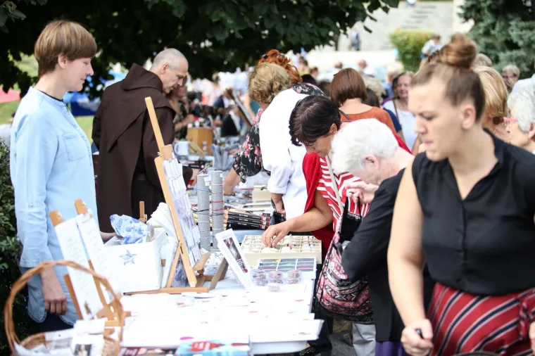 Brojni vjernici u Remetama tradicionalno obilježavaju blagdan Velike Gospe