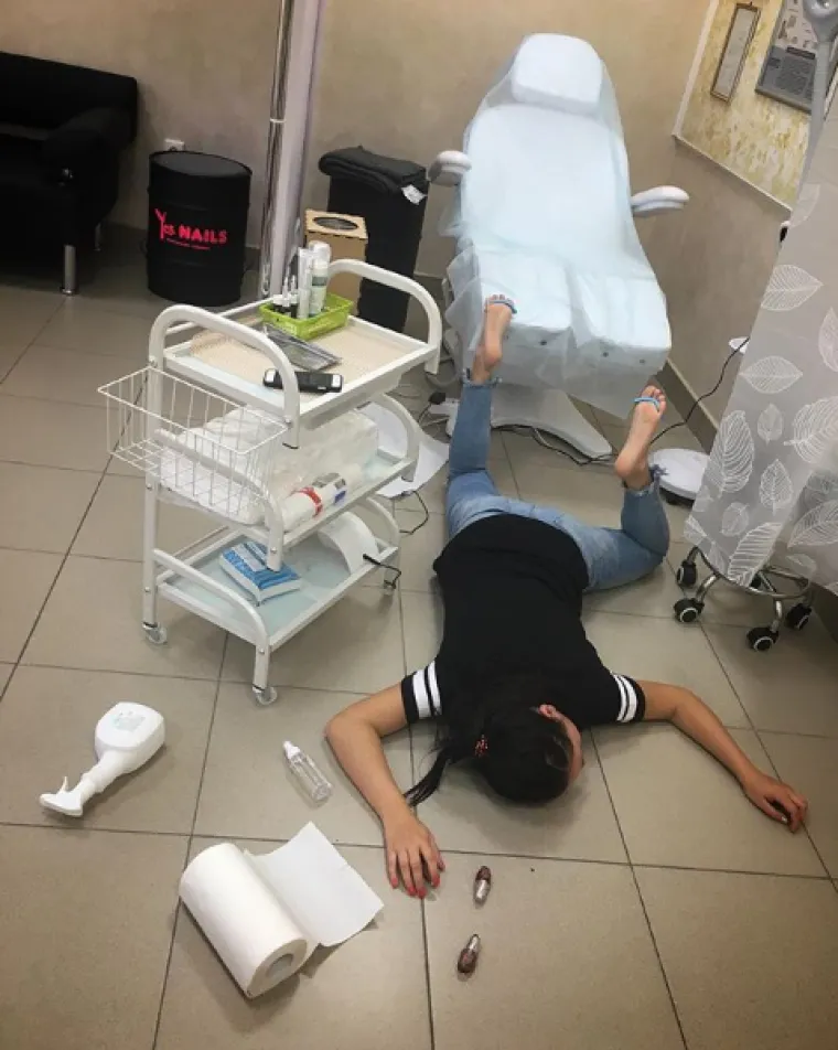 Rusi pokrenuli novi Instagram trend: Milijuna&scaron;i na veliko padaju iz  privatnih aviona i jahti