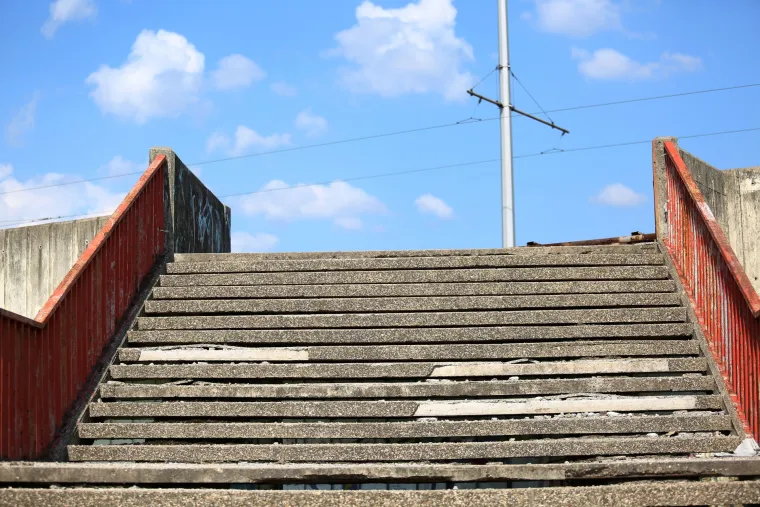 FOTO Ovo ba&scaron; nije dobro: Pogledajte kako izgleda Jadranski most u Zagrebu